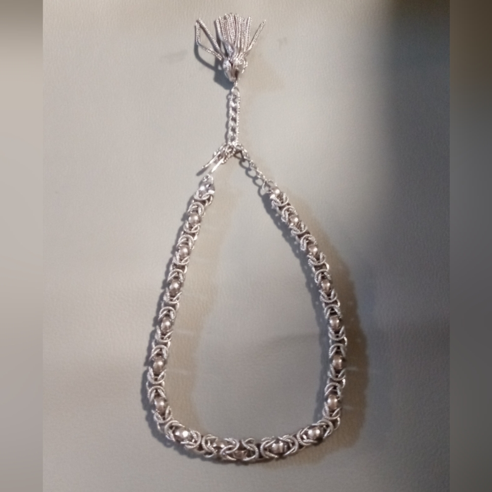 TRIFARI vintage  Mega chain ,kings chain style 13 + 3  tassel. In silver tone.